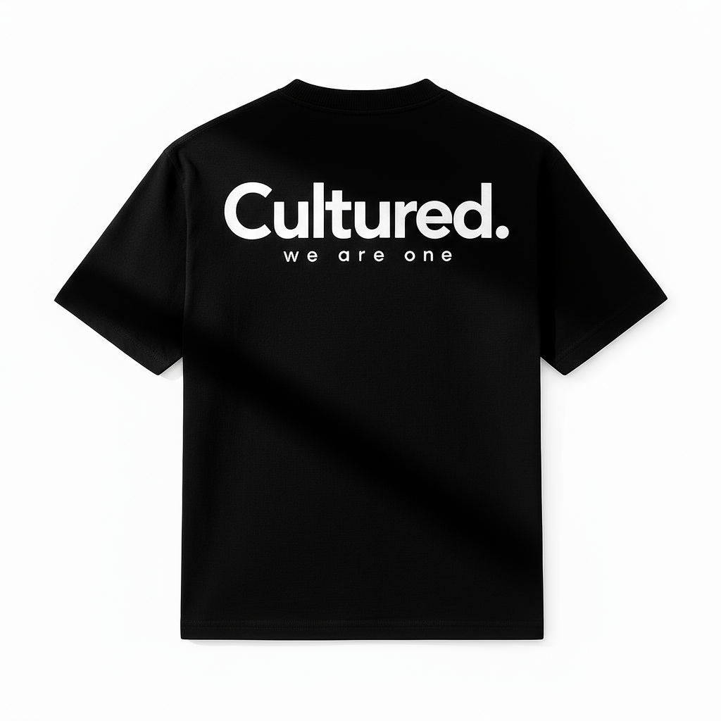 Clean studio back - Black/White with embroidery